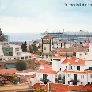 Appartement Downtown 5min Marina + 2 Bedroom + Parking, Funchal (Madeira)